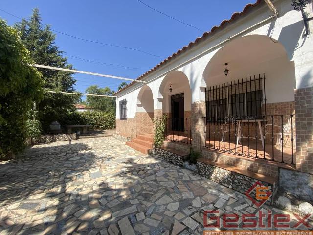 Chalet en venta en Almendralejo, Badajoz