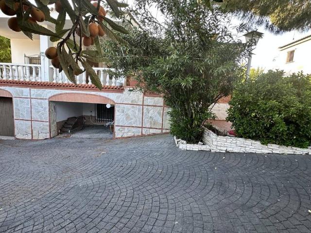 Villa en venta en Almendralejo