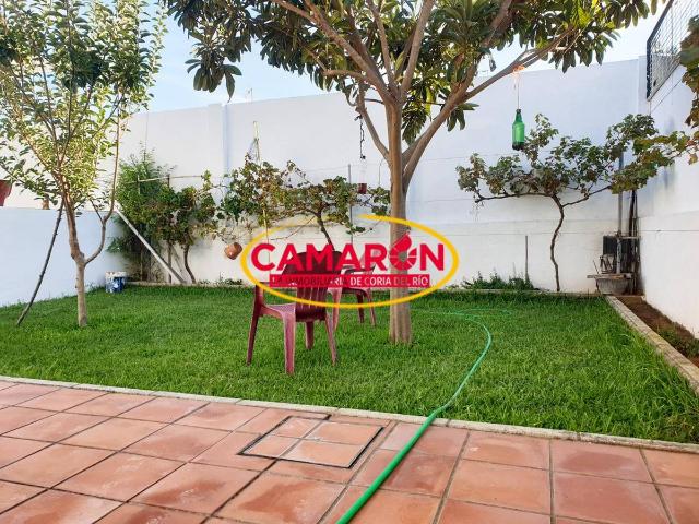 Villa en venta en Almensilla