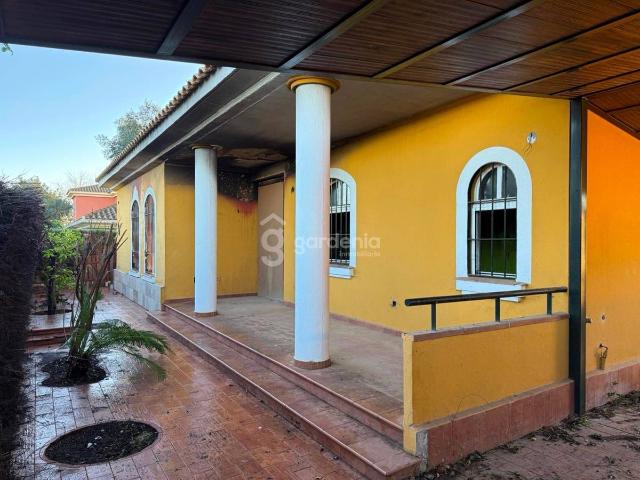 Chalet en venta en Almensilla, Andalucía