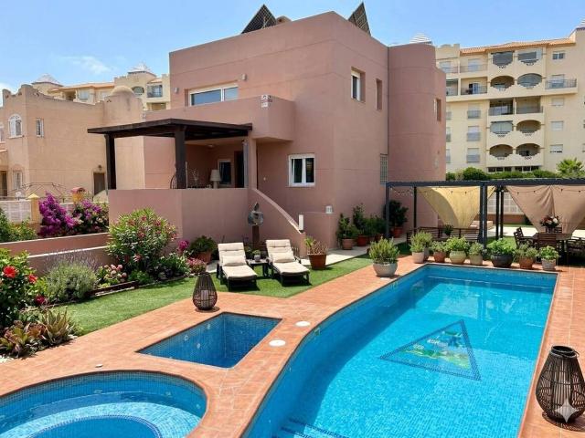 Chalet en venta en El Ejido, Andalucía