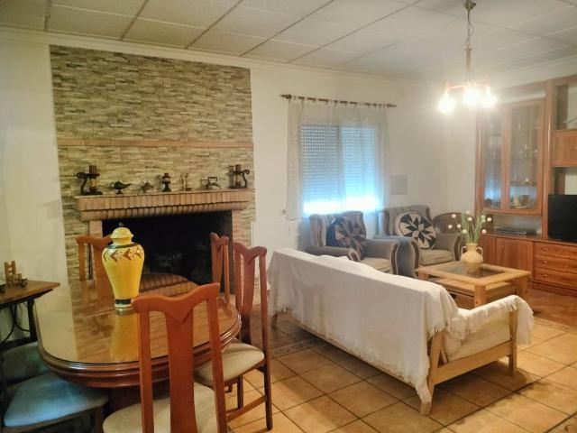 Chalet en venta en Almodóvar Del Campo, Castilla-La Mancha