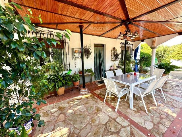 Chalet en venta en Almodóvar Del Río, Andalucía