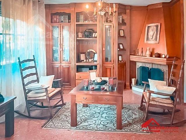Chalet en venta en Almodóvar Del Río, Andalucía