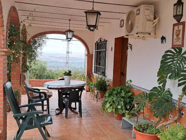 Chalet en venta en Almodóvar Del Río, Andalucía