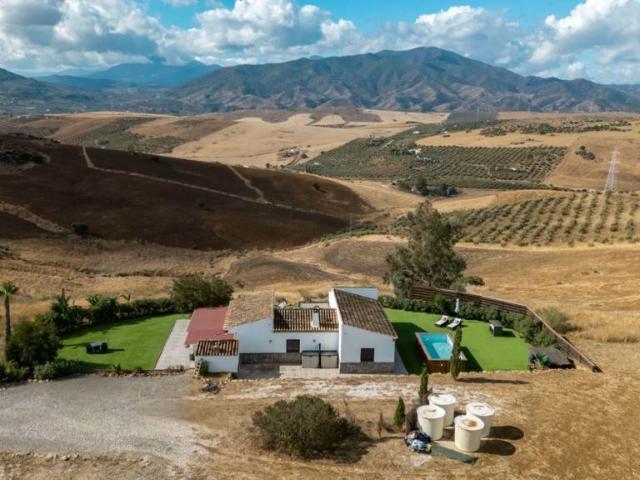 Chalet en venta en Almogía, Málaga