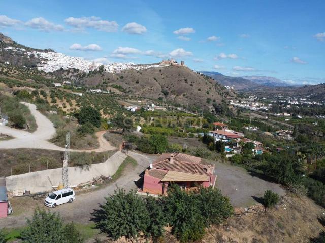 Chalet en venta en El Puente, Álora