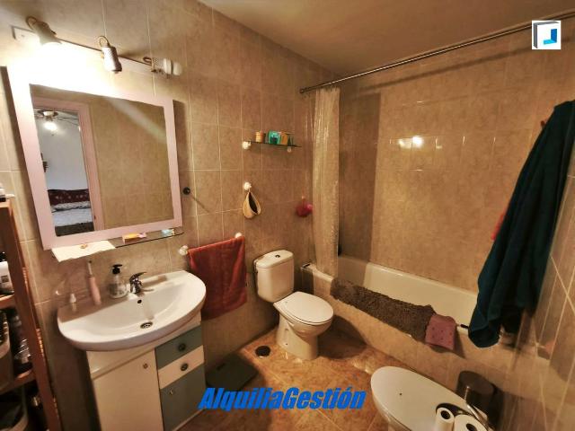 Villa en venta en Alovera