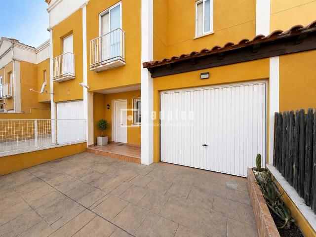 Chalet en venta en Alovera, Castilla-La Mancha