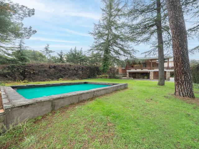 Chalet en venta en Alpedrete, Madrid