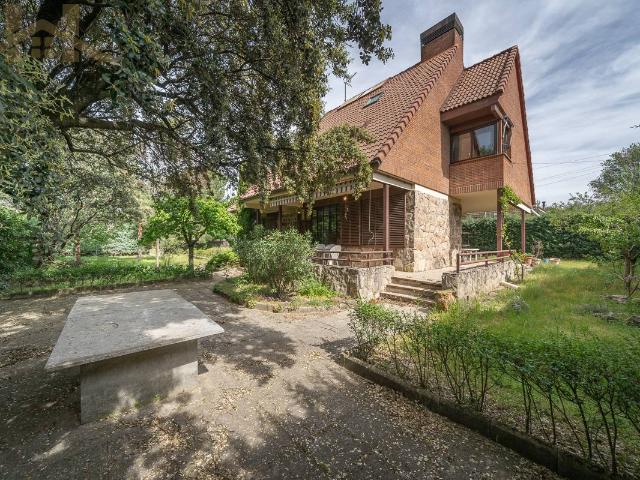 Chalet en venta en Alpedrete, Madrid