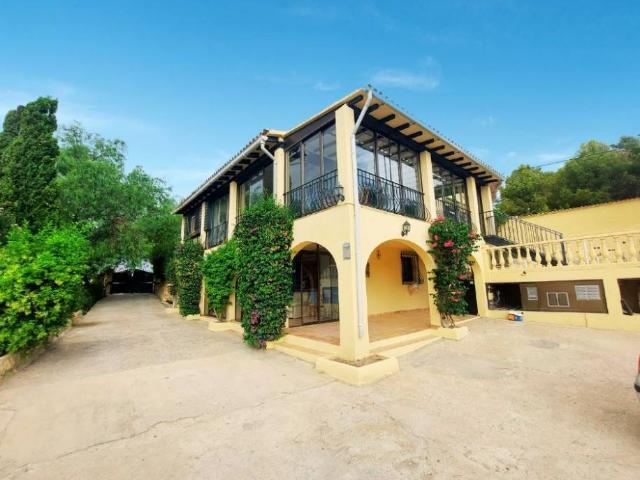 Villa en venta en Altea
