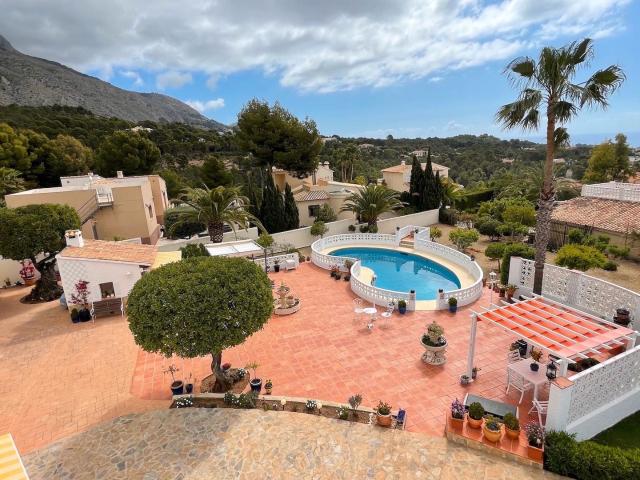 Villa en venta en Altea, Capnegret