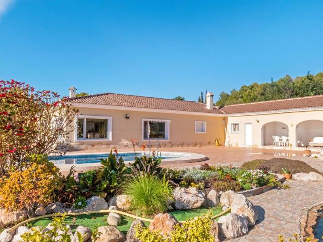 Chalet en venta en la Marina Baixa, Valencia