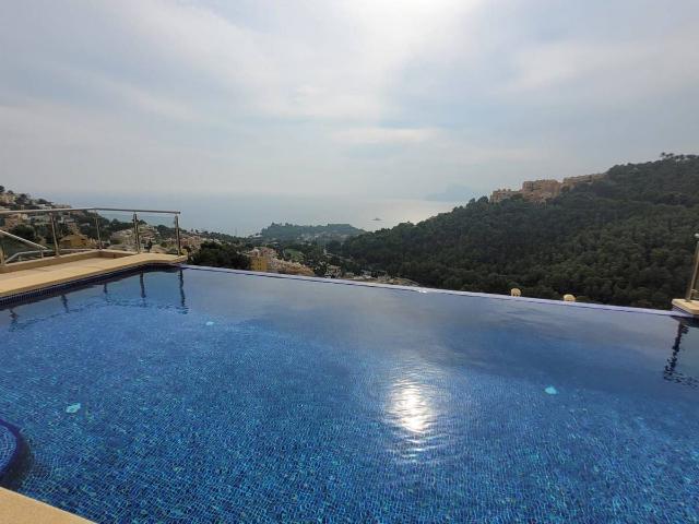 Villa en venta en Altea