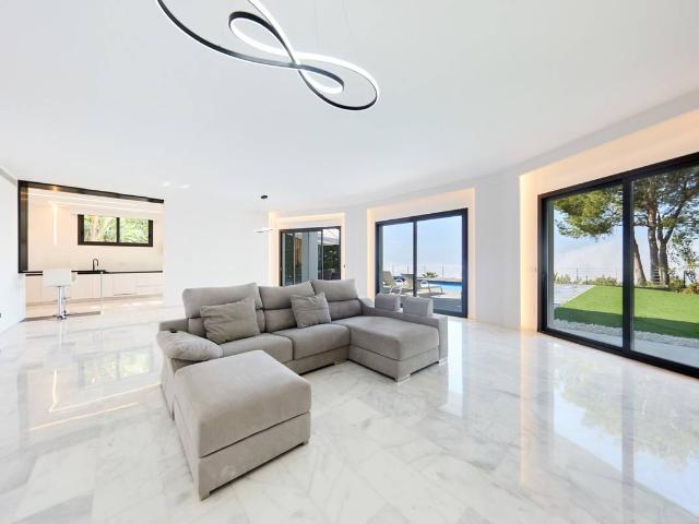 Villa en venta en Altea