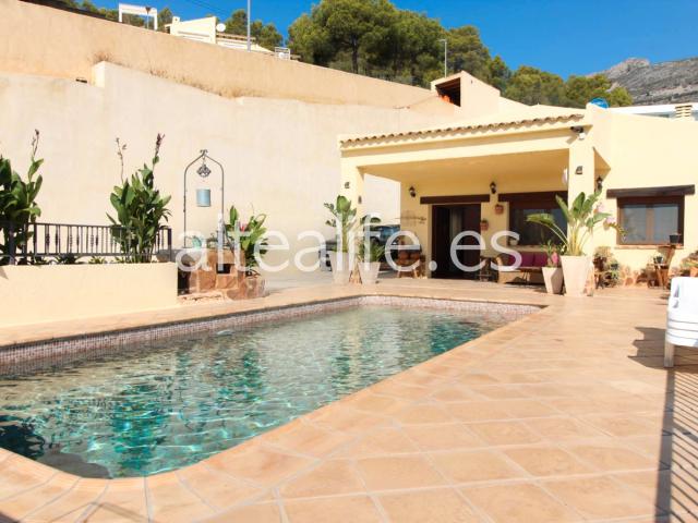 Villa en venta en Altea
