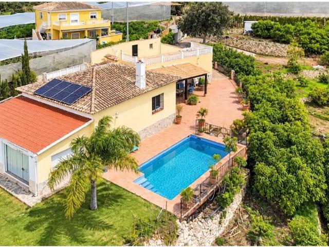 Chalet en venta en la Marina Baixa, Valencia