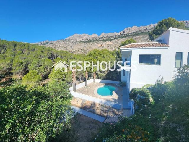 Chalet en venta en la Marina Baixa, Valencia