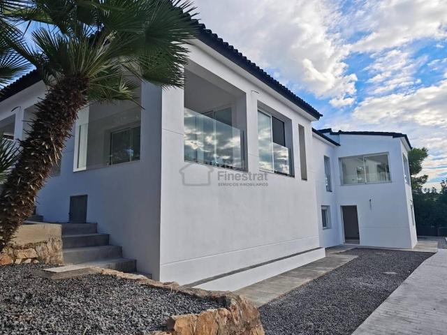 Chalet en venta en la Marina Baixa, Valencia