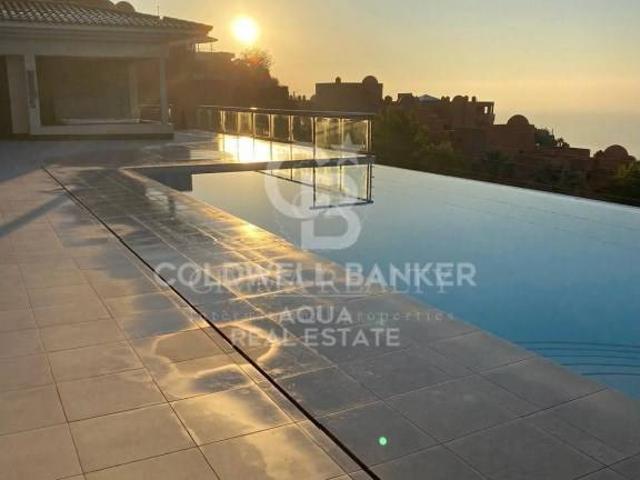 Villa en venta en Altea, Capnegret