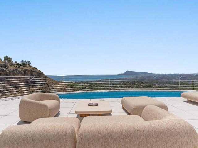 Chalet en venta en la Marina Baixa, Valencia