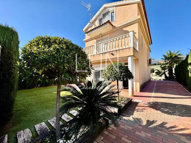 Villa en venta en Molina De Segura, Torrealta