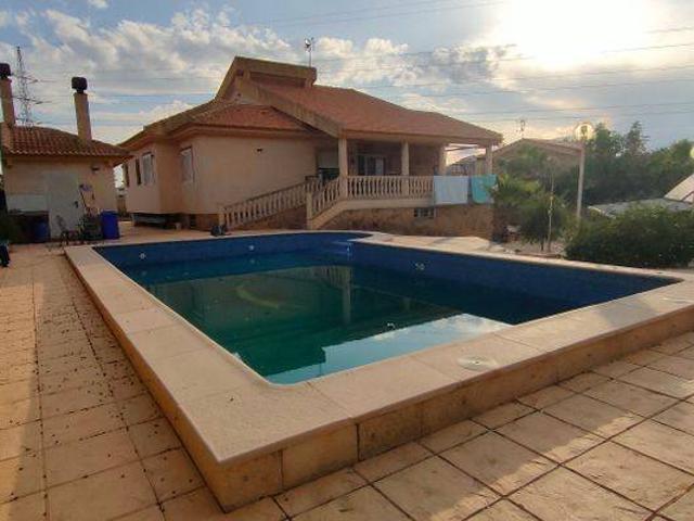Villa en venta en Molina De Segura, Torrealta