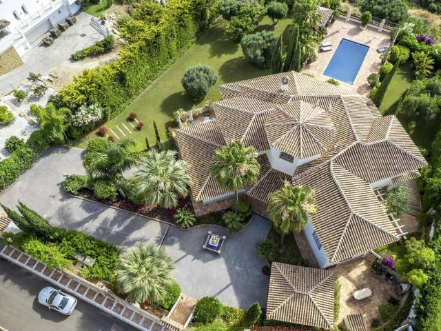 Chalet en venta en Barriada Islas Canarias, Costa del Sol Occidental