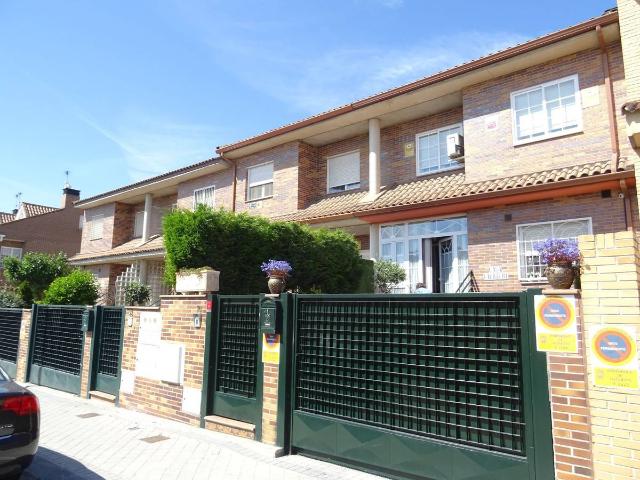 Villa en venta en Valdemoro, Brezo