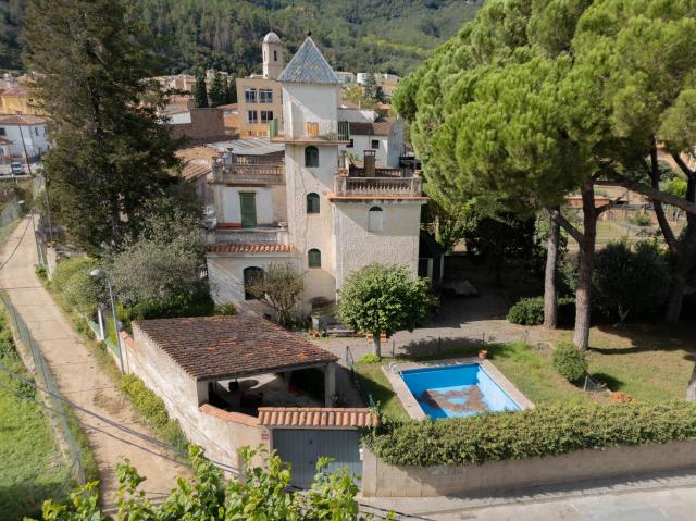 Villa en venta en Amer, Urbanització Solivent