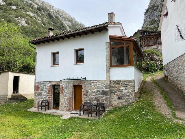 Villa en venta en Amieva