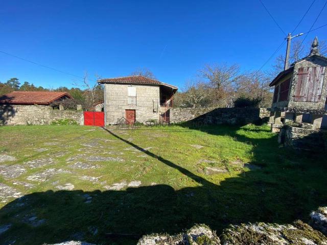 Chalet en venta en Amoeiro, Souto