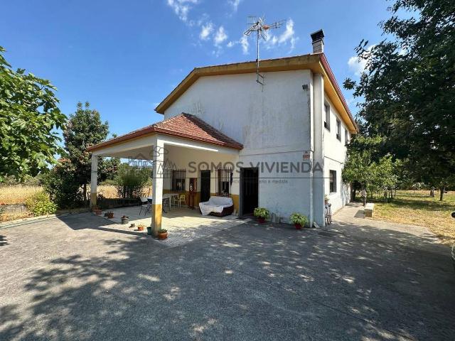 Villa en venta en Amoeiro, Souto Villa en venta en Amoeiro, Souto