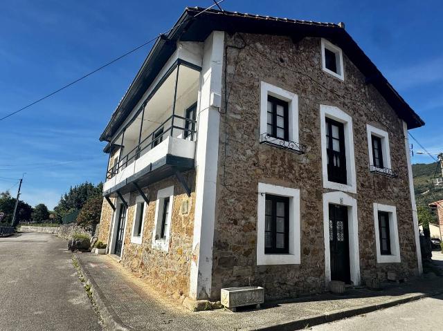 Chalet en venta en Medio Cudeyo, Cantabria