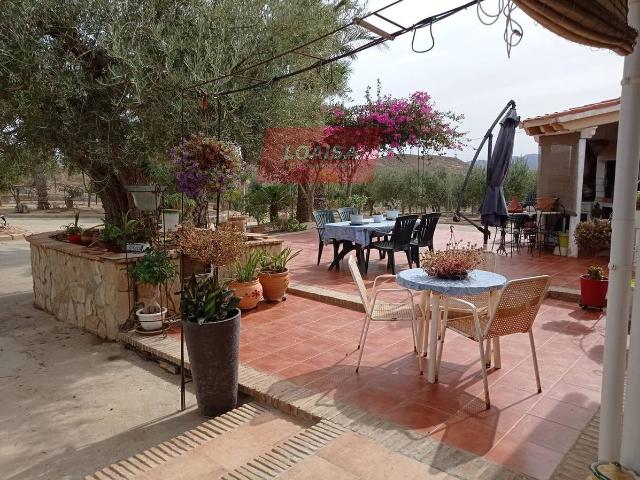 Villa en venta en Antas