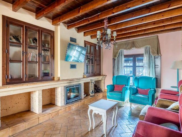 Villa en venta en Aracena
