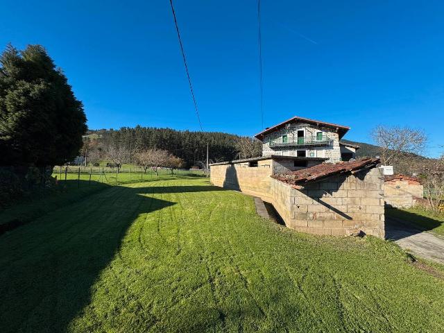 Chalet en venta en Arantzazu, Vizcaya