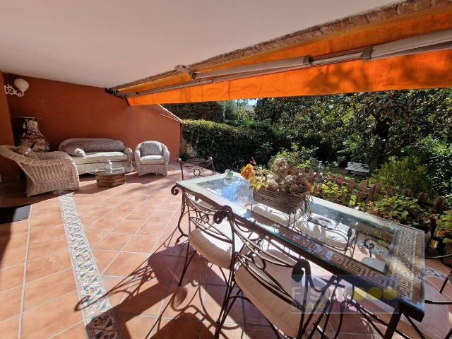 Chalet en venta en Cortes, Madrid