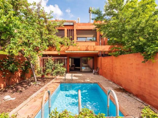 Chalet en venta en Cortes, Madrid