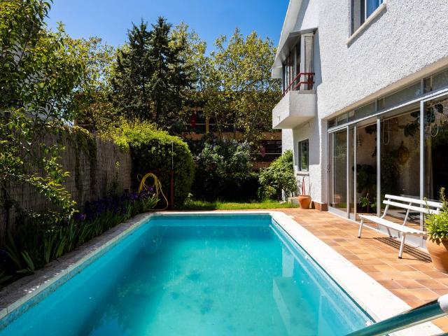 Chalet en venta en Madrid, Cortes