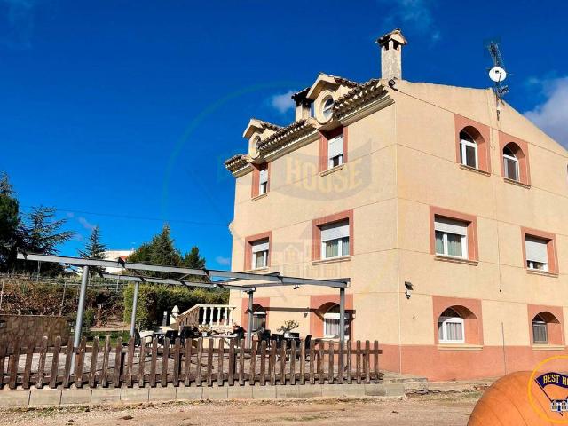 Chalet en venta en Arcas Del Villar, Castilla-La Mancha