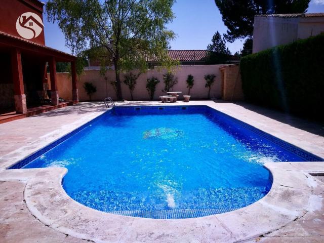 Chalet en venta en Arcas Del Villar, Castilla-La Mancha