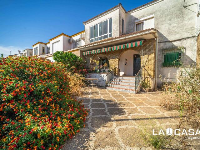 Chalet en venta en Dos Hermanas, Andalucía