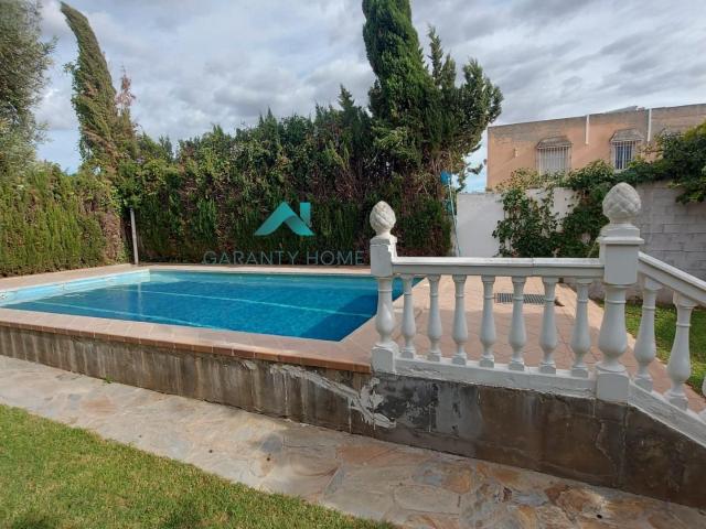 Chalet en venta en Barriada Juan de la Cosa, Dos Hermanas