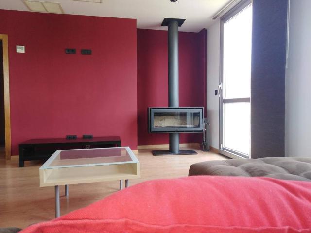 Chalet en venta en Ames, Santiago