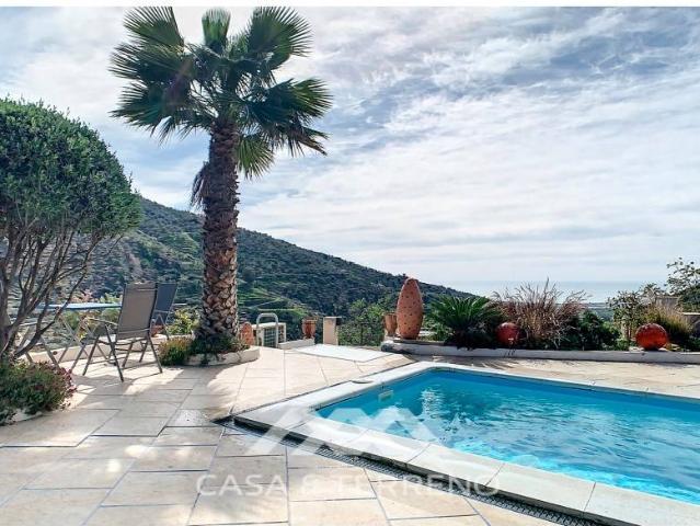 Villa en venta en Arenas