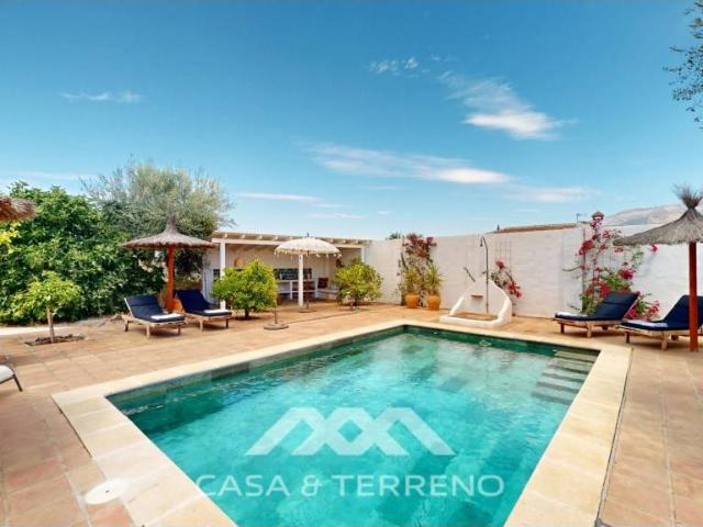 Villa en venta en Arenas