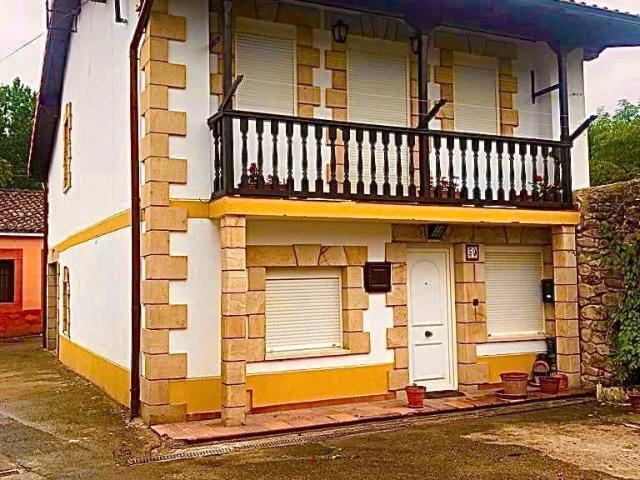 Chalet en venta en Arenas De Iguña, Cantabria