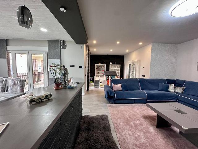 Chalet en venta en Arenas De San Juan, Castilla-La Mancha